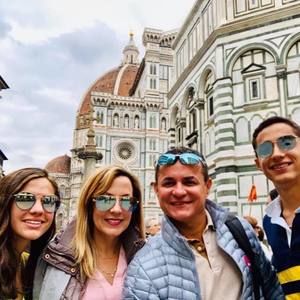 Meet your Posher, Lori